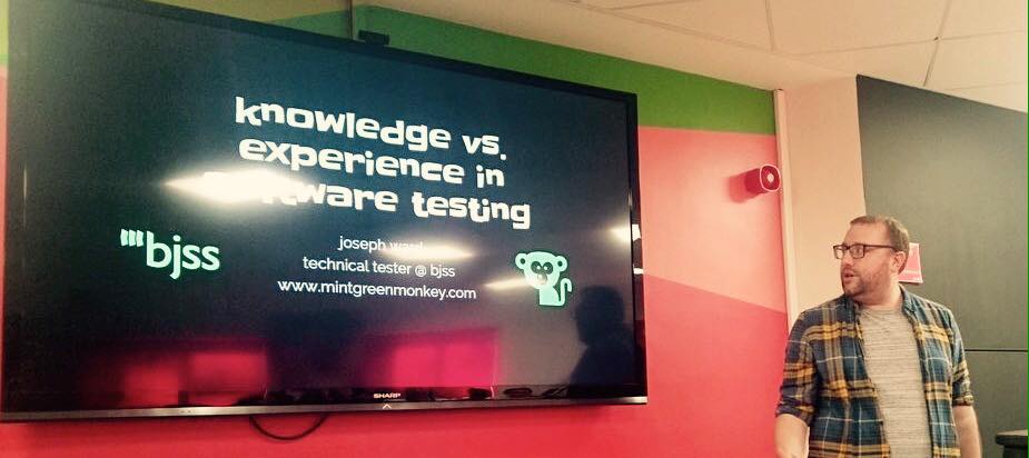 Knowledge vs. Experience in Software Testing